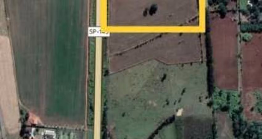 Área para Venda em Cesário Lange, Centro