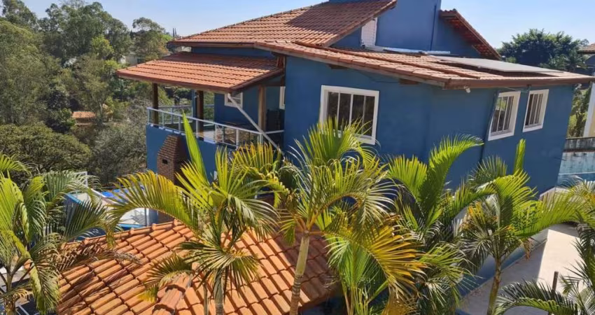 Casa em Condomínio para Venda em Cotia, Granja Caiapiá, 3 dormitórios, 1 suíte, 2 banheiros, 4 vagas