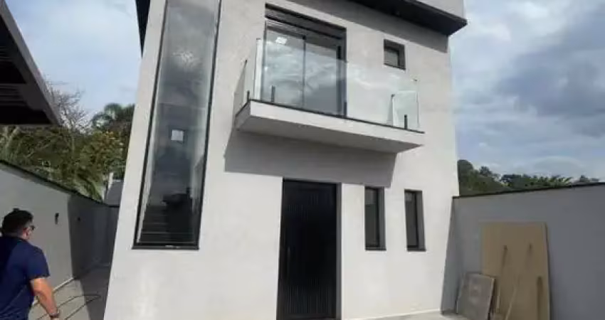 Casa para venda em santana de parnaíba, chácara jaguari (fazendinha), 2 dormitórios, 1 suíte, 2 banheiros, 2 vagas