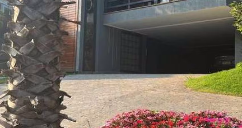 Casa em Condomínio para Venda em Santana de Parnaíba, Tamboré, 4 dormitórios, 4 suítes, 5 banheiros, 2 vagas