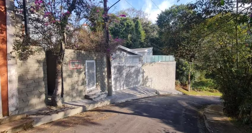 Casa para Venda em Santana de Parnaíba, Morada do Sol, 3 dormitórios, 3 suítes, 4 banheiros, 4 vagas