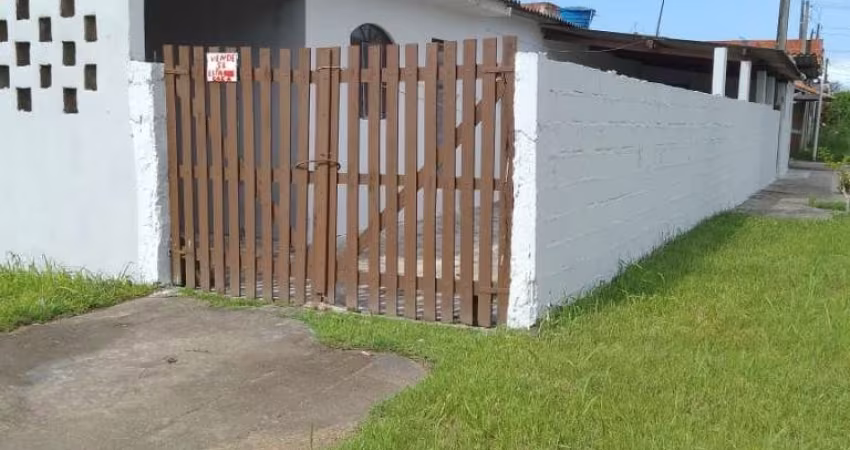 Casa no Balneário Gaivota em Itanhaém,-SP