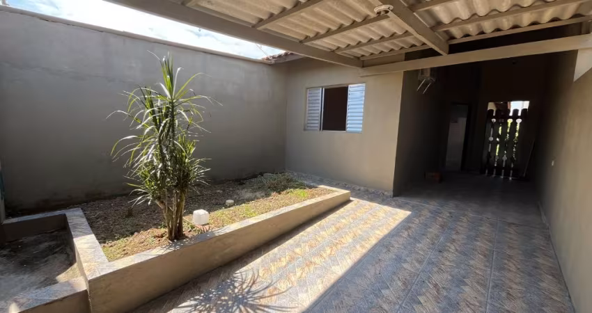 Casa lado praia no Bopiranga em Itanháem-SP