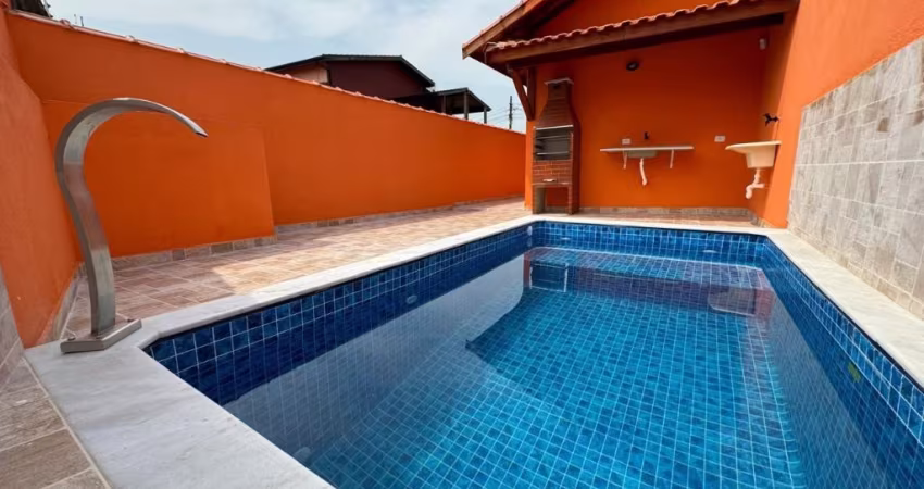 Casa lado praia no bairro São João em Itanhaém-SP