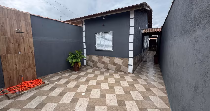 Casa lado praia no bairro Bopiranga em Itanhaém-SP