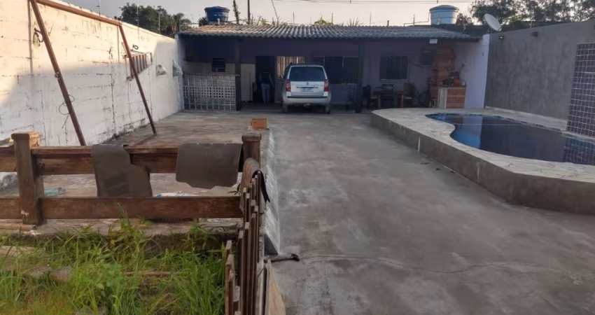 Casa no Bairro Bopiranga em Itanhaém-SP