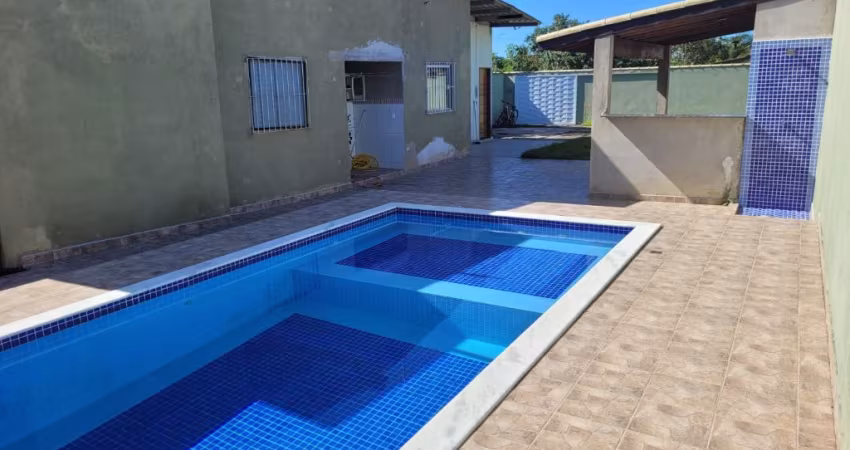 Casa no Jardim Bom Retiro em Peruíbe-SP