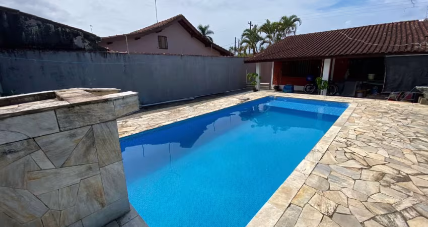 Casa lado praia no Balneário Gaivota em Itanhaém-SP