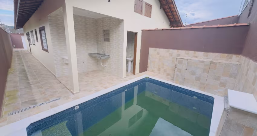 Casa no bairro Savoy, em Itanhaem-SP