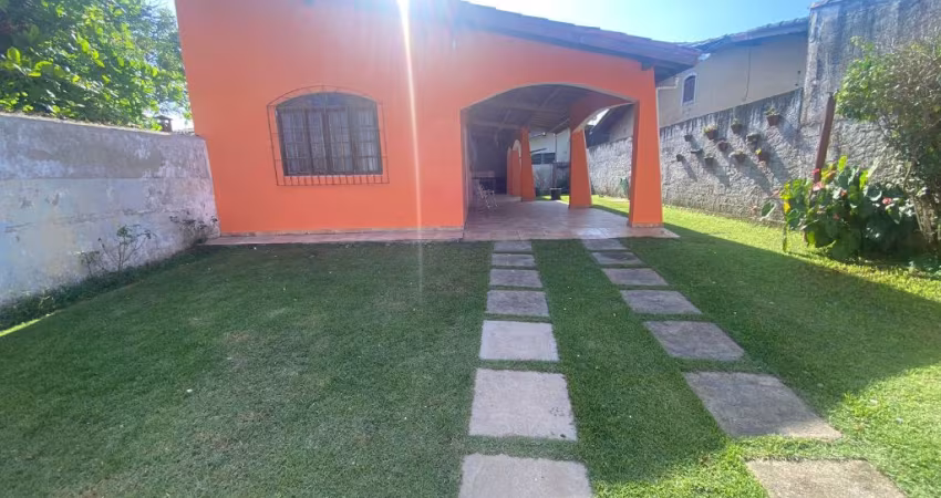 Casa lado praia no Balneário Gaivota em Itanhaém-SP