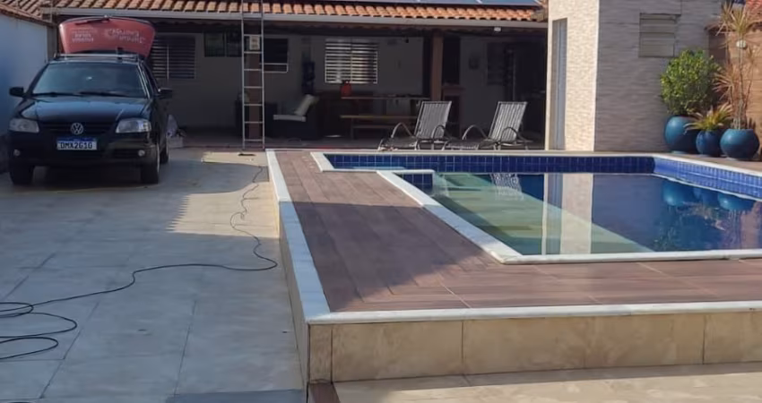 Casa lado praia no Jardim Regina em Itanhaém-SP