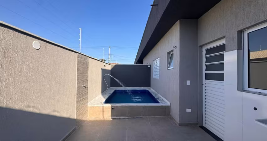 Casa no bairro Cibratel 2, em Itanhaém