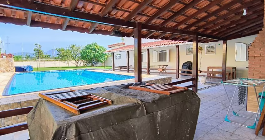 Casa de condominio no Boungainville 5 em Peruibe
