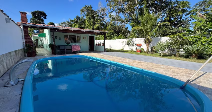 Casa no bairro Jardim Fenix em Itanhaém