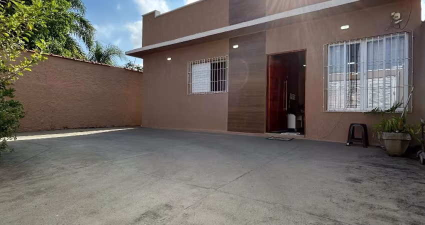 Casa no bairro Balneario Gaivota em Itanhaem