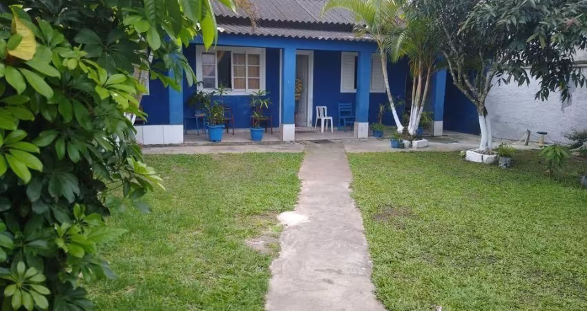 Casa na praia no Jardim America em Itanhaém