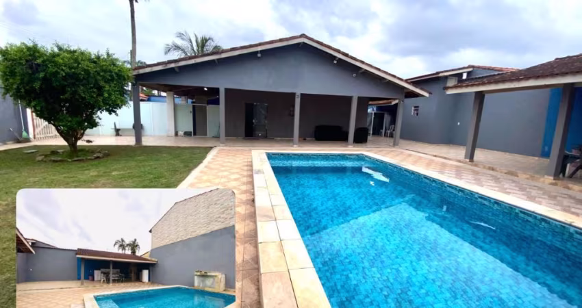 Casa lado praia no Bairro Gaivotas em Itanhaém-SP