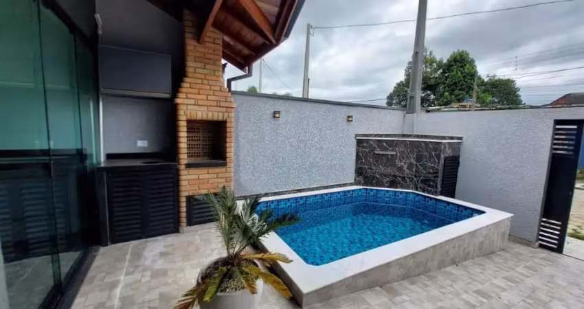 Casa para Venda no bairro Ribamar, localizado na cidade de Peruíbe / SP.
