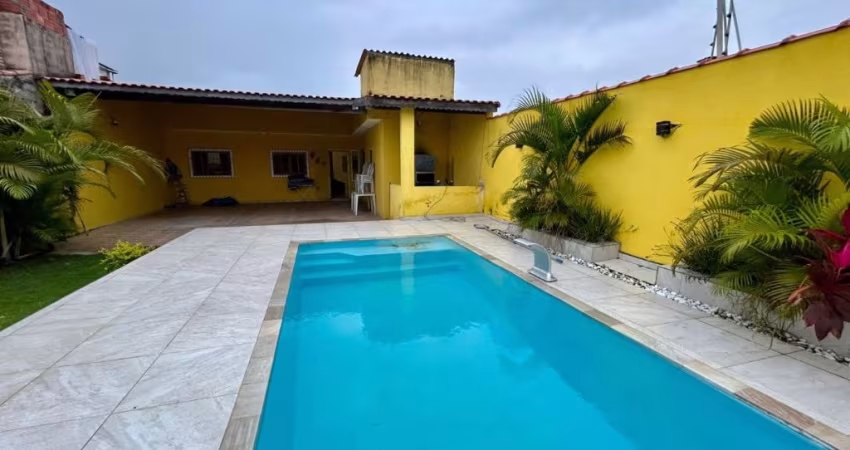 Casa no bairro Santa Cruz em Itanhaém
