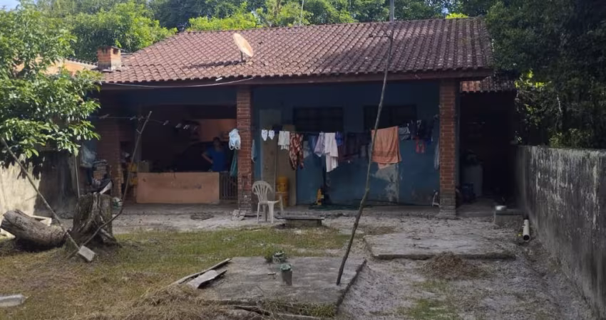 Casa no Jardim San Marcos em Itanhaém