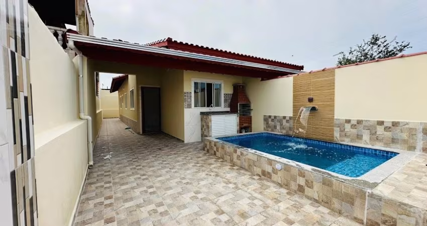 Casa no Jardim Magalhães em Itanhaém-SP