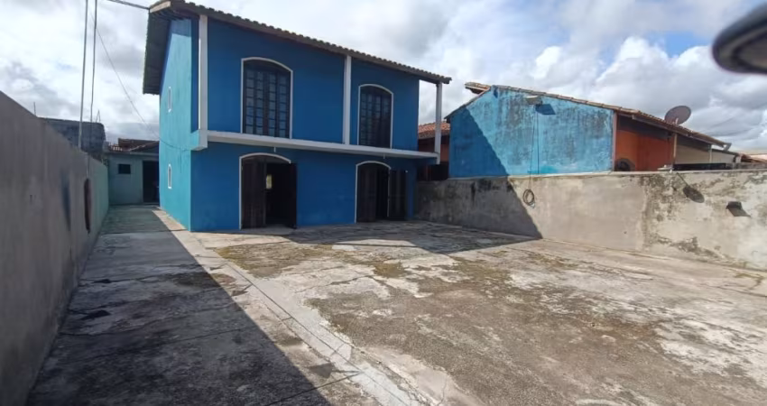 Casa no Balneário Tupy  em Itanhaém