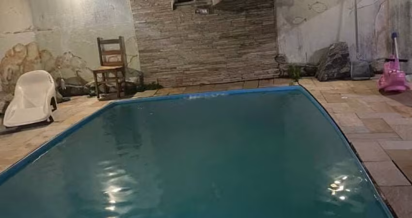 Casa no bairro Jardim Das Palmeiras, em Itanhaém / SP