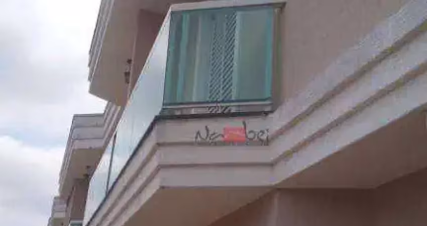 Sobrado 80 m², 2 suítes, sacada e 2 vagas fixas cobertas na patriarca