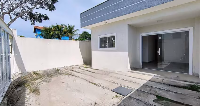 Casa para Venda em Cabo Frio, Guriri, 2 dormitórios, 1 suíte, 2 banheiros, 2 vagas