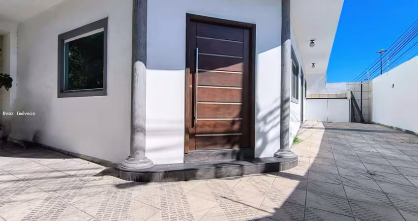 Casa para Venda em Cabo Frio, Jardim Excelsior, 3 dormitórios, 1 suíte, 3 banheiros, 2 vagas
