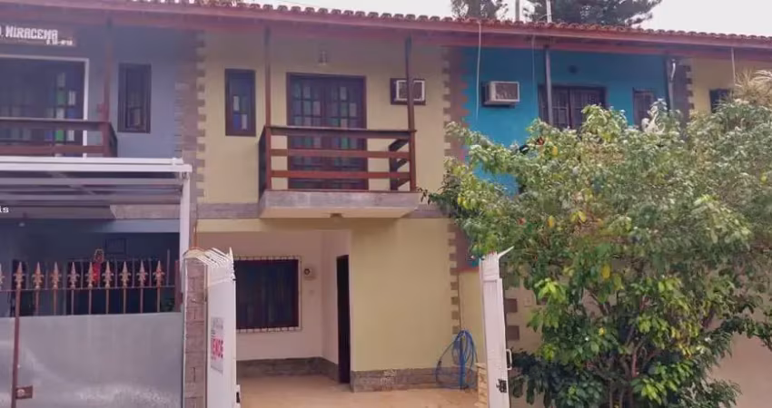 Casa para venda em cabo frio, palmeiras, 2 dormitórios, 2 banheiros, 1 vaga
