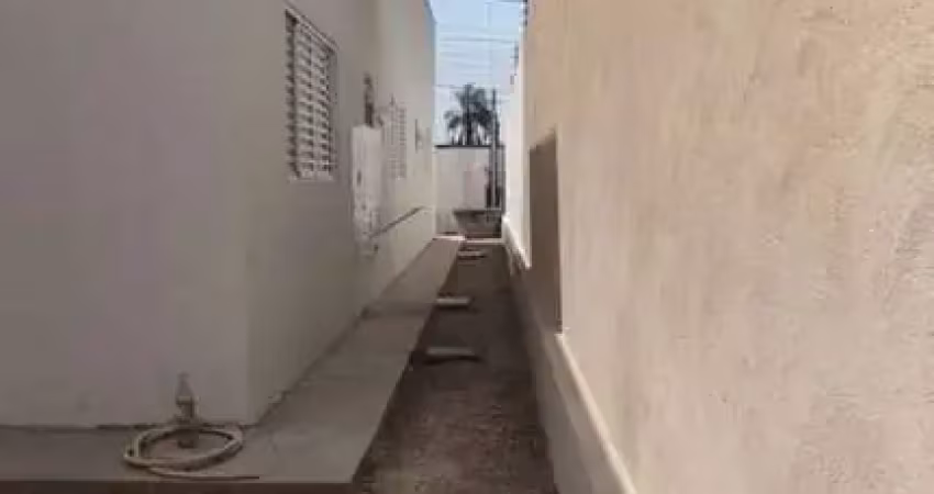 Casa com 3 quartos à venda na Alameda Cuiabá, 1, Residencial Buriti, Cuiabá