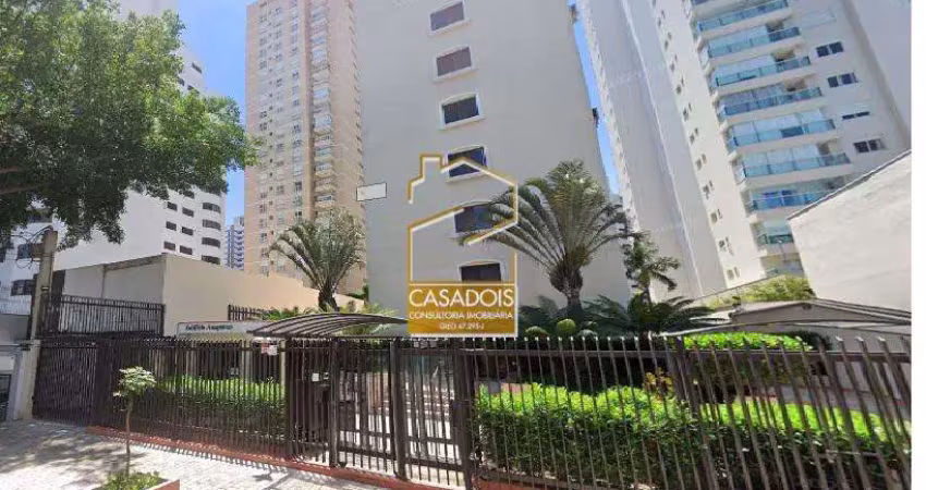 Venda ou locação de apartamento de 3 quartos (1 suíte), 1 vaga em moema