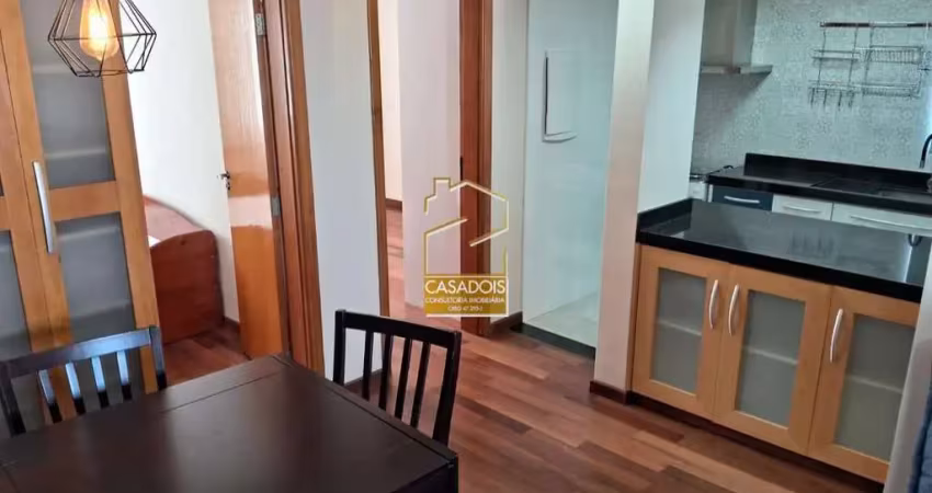 Apartamento totalmente reformado e mobiliado com vista privilegiada à venda com 2 quartos e 1 vaga na vila mariana - sp, próximo ao ibirapuera, metrô e comércios