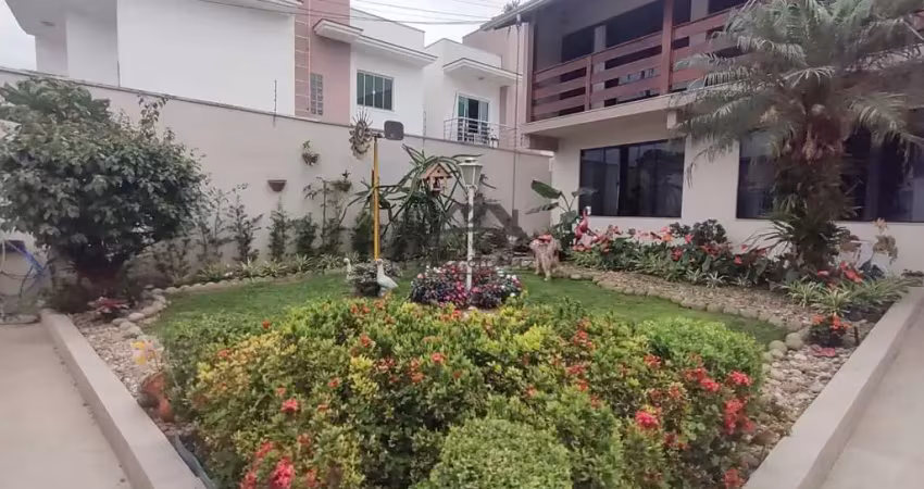 Casa com 4 quartos à venda na Rua Antônio Ayres dos Santos, 404, São Vicente, Itajaí