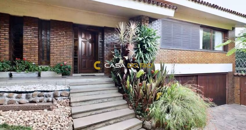 Casa com 3 quartos à venda na Avenida Cai, 459, Cristal, Porto Alegre