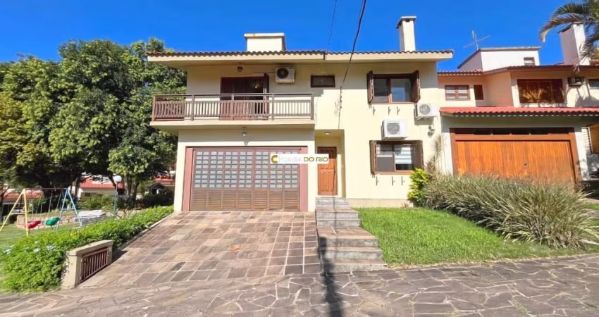 Casa em condomínio fechado com 3 quartos à venda na Praça São Caetano, 90, Teresópolis, Porto Alegre