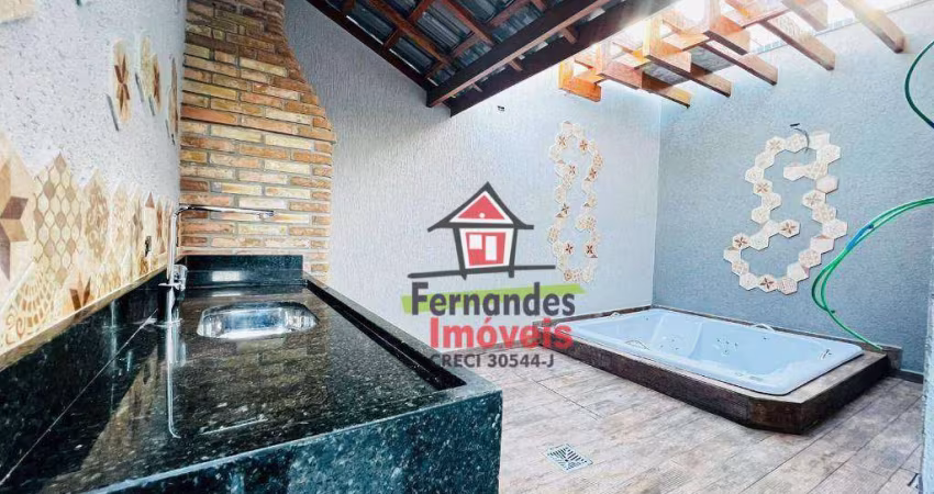 Casa no lado praia 3 dormitórios sendo 2 suítes com hidromassagem  à venda, 115 m² por R$ 830.000 - Vilamar - Praia Grande/SP