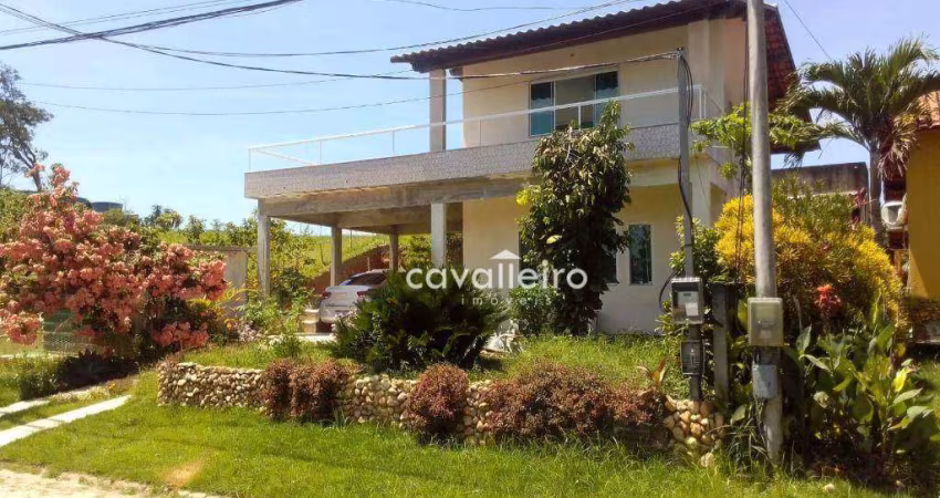 Casa Duplex em Condomínio Fechado, com 270 m²,  com 4 quartos sendo 2 suítes, área Gourmet, à venda por R$ 650.000 , Inoã - Maricá/RJ