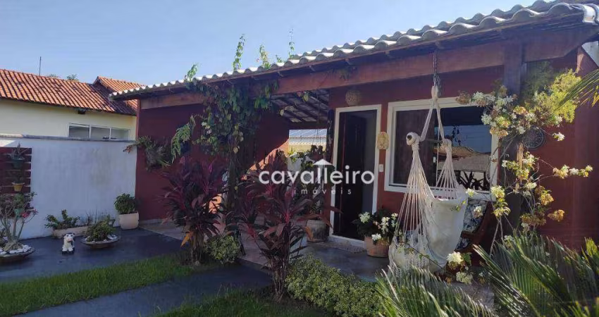 Casa Condomínio Ubatã, com 4 Quartos, 1 Suíte, Edícula, à venda, 188 m² por R$ 590.000 - Pindobas - Maricá/RJ