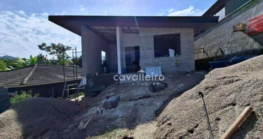 Casa com 4 dormitórios à venda, 132 m² por R$ 690.000 - Ubatã - Caxito - Maricá/RJ