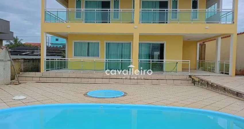 Casa pé na areia em maricá - 3 suítes, área gourmet, piscinas e vista para a praia!