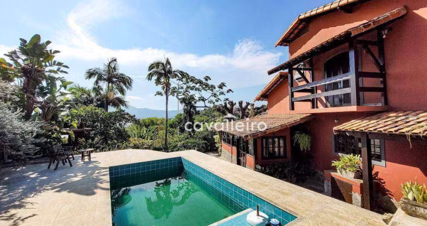 Casa com 6 quartos e a melhor vista da lagoa de Araçatiba à venda, 299 m² por R$ 2.200.000 - Araçatiba - Maricá/RJ