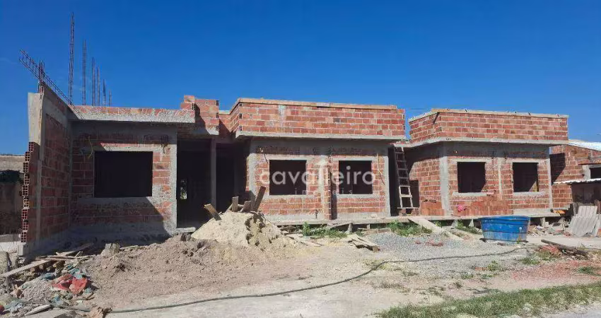 Casa com 02 quartos, sendo 01 suíte, próximo ao centro de maricá!