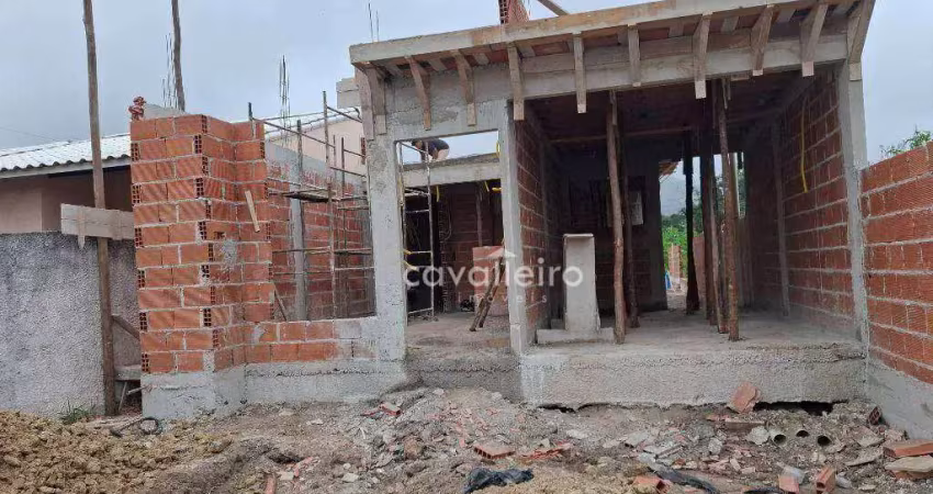Casa com 02 quartos, sendo 01 suíte no raphaville- maricá