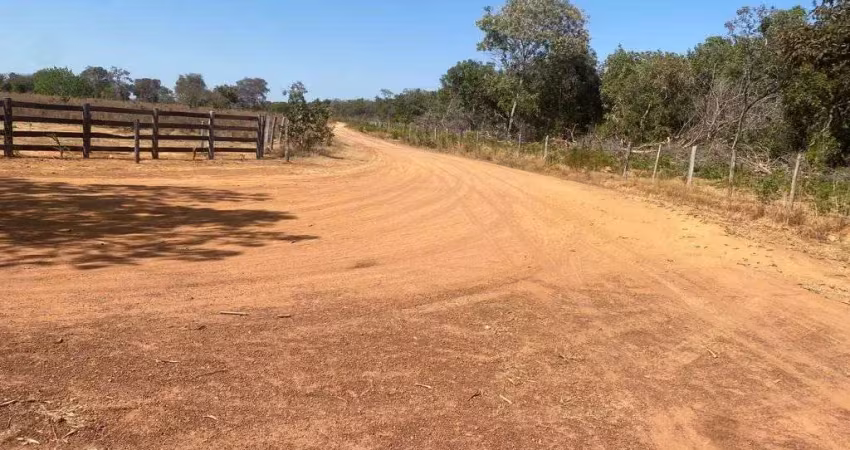 Fazenda dupla aptidão 390 alqueires em nova crixás-go