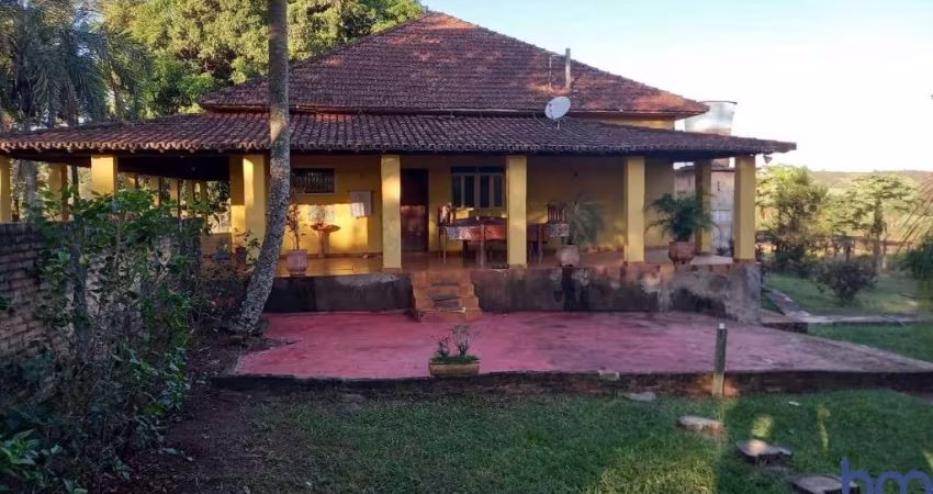 FAZENDA COM 65 ALQUEIRES DE DUPLA APTIDÃO EM CAMPO FLORIDO-MG