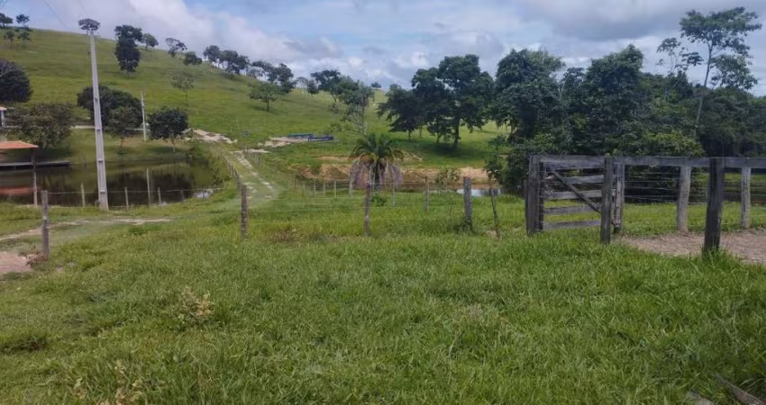 FAZENDA COM 13 ALQUEIRES DUPLA APTIDÃO EM ITABERAÍ-GO