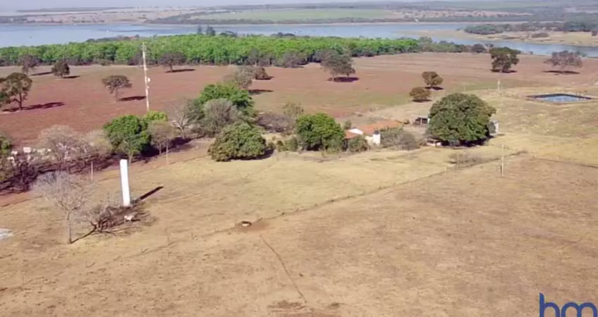 Fazenda com 42 alqueires dupla aptidão margem rio grande iturama-mg
