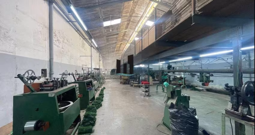 Galpão/Barracão à venda com escritório e mezanino - 500m2